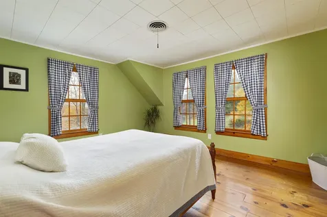 52 Farr Road Lebanon NH 03766