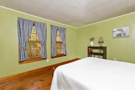 52 Farr Road Lebanon NH 03766