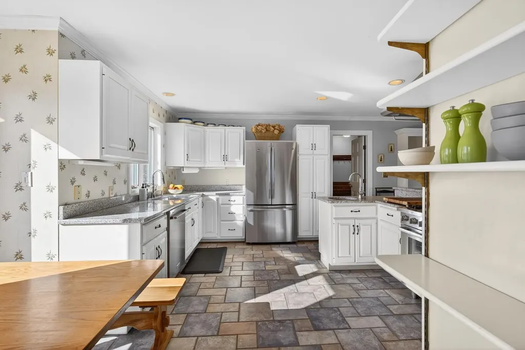 6 Drury Lane South Berwick ME 03908