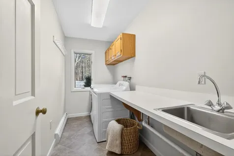 6 Drury Lane South Berwick ME 03908