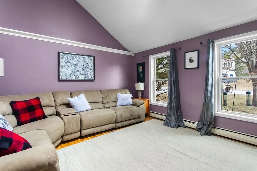6A Karen Lane Londonderry NH 03053