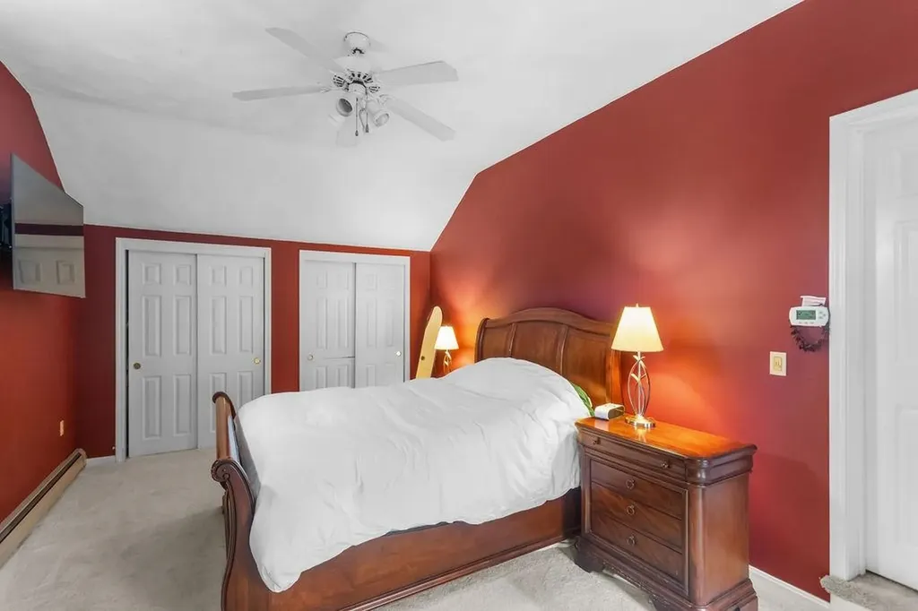 6A Karen Lane Londonderry NH 03053