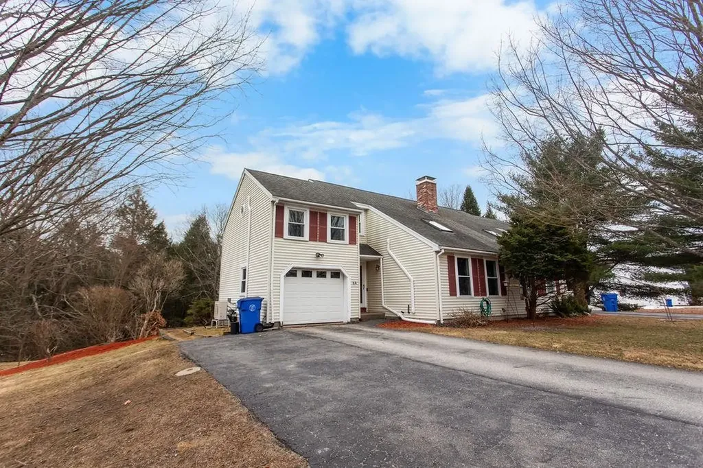 6A Karen Lane Londonderry NH 03053