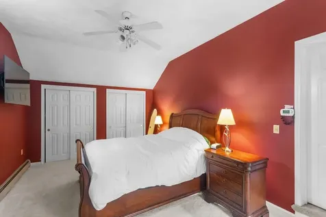 6A Karen Lane Londonderry NH 03053