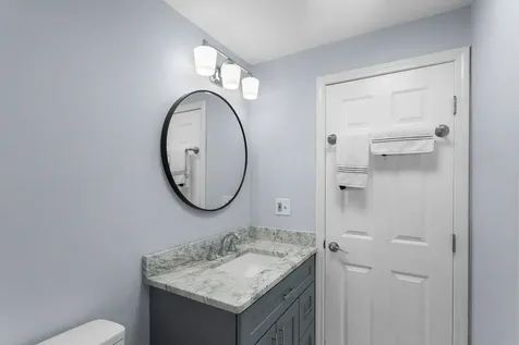 6A Karen Lane Londonderry NH 03053