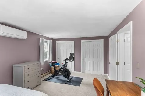 6A Karen Lane Londonderry NH 03053