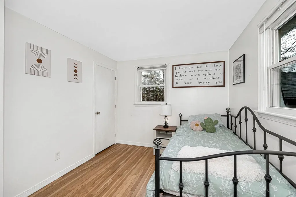 4 Kittery Drive Nashua NH 03062