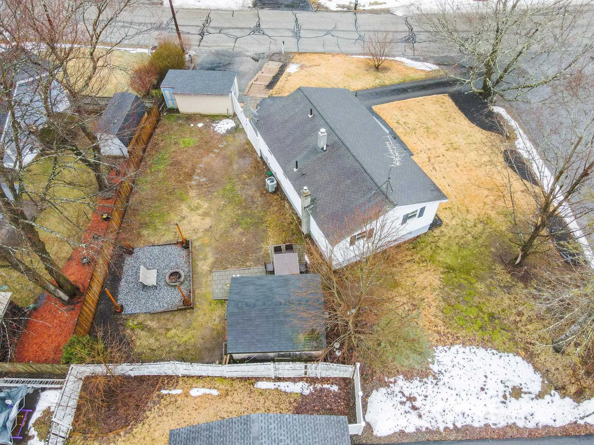 4 Kittery Drive Nashua NH 03062