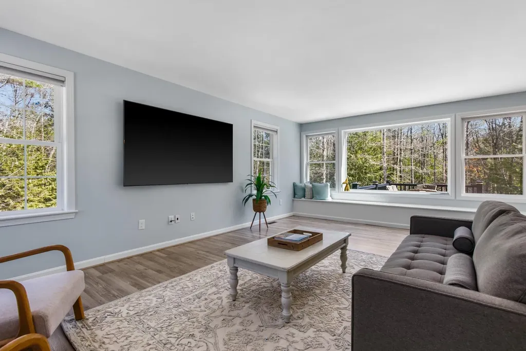 110 Tuck Drive Fremont NH 03044