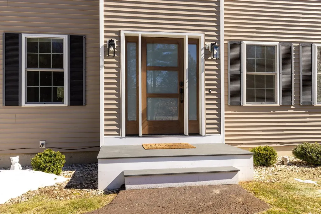 110 Tuck Drive Fremont NH 03044