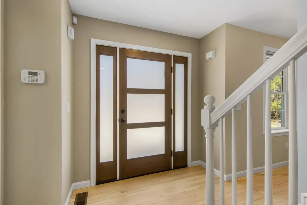 110 Tuck Drive Fremont NH 03044