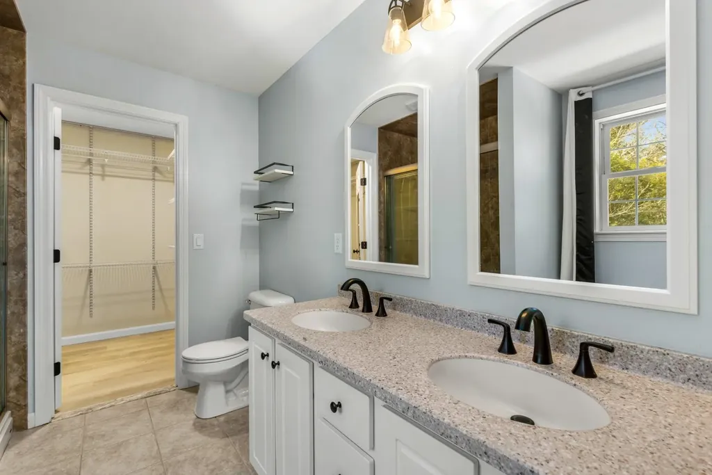 110 Tuck Drive Fremont NH 03044