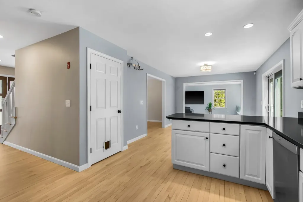 110 Tuck Drive Fremont NH 03044