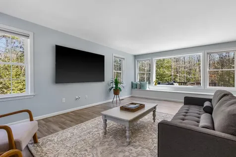 110 Tuck Drive Fremont NH 03044