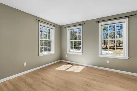 110 Tuck Drive Fremont NH 03044