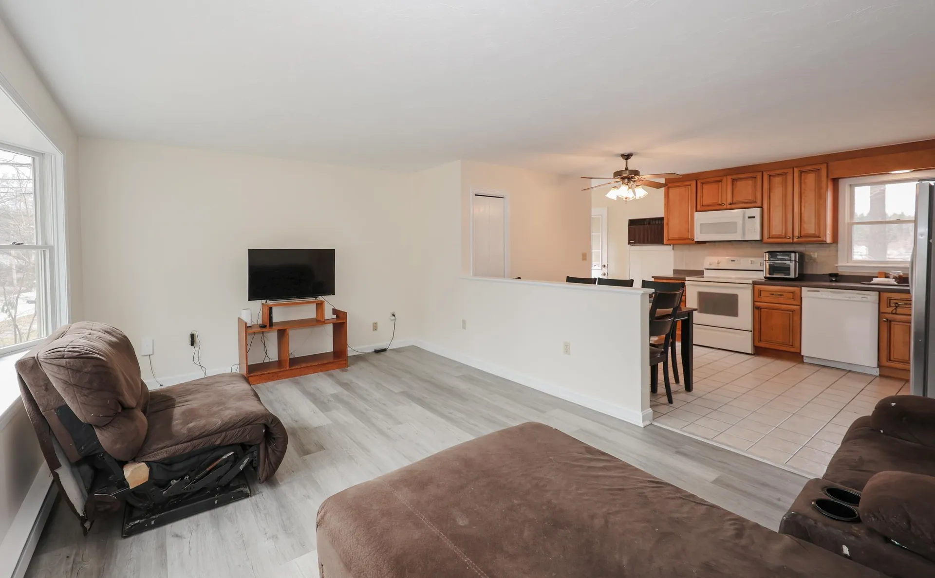 103 Saranac Drive Nashua NH 03062