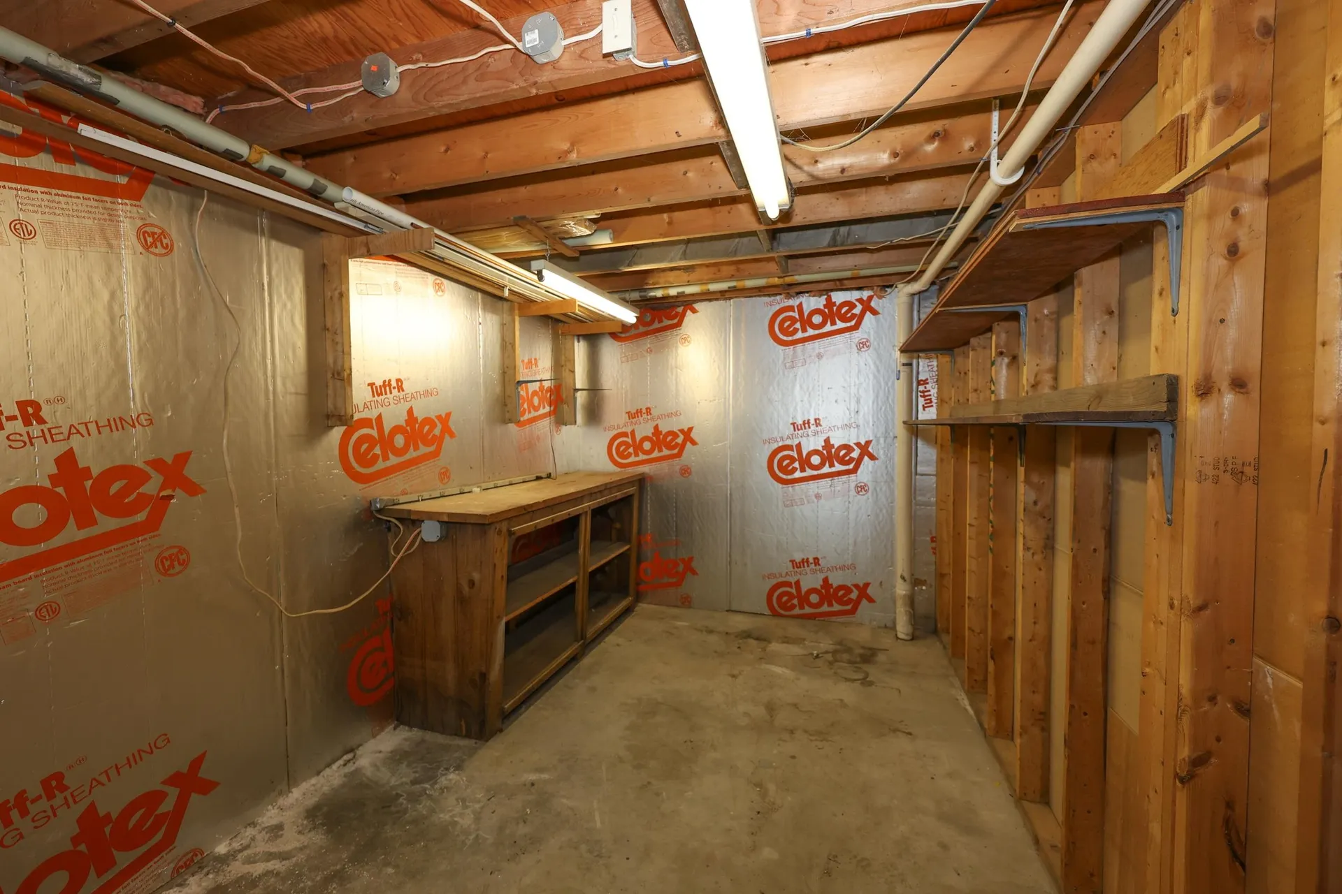 103 Saranac Drive Nashua NH 03062