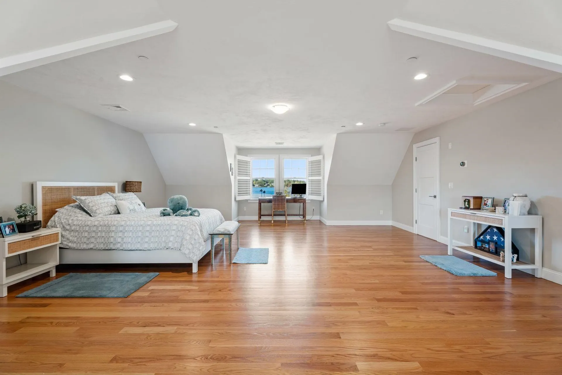 39 Kibrel Court Sandown NH 03873