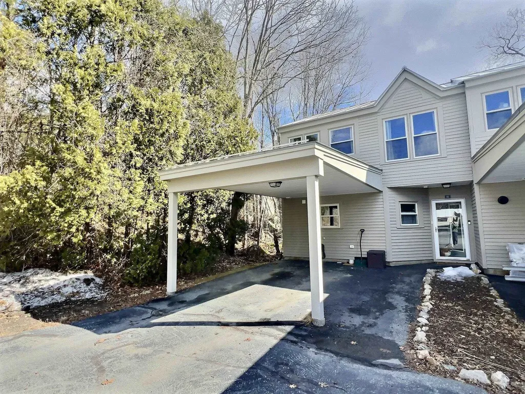 40 Wolf Road Lebanon NH 03766