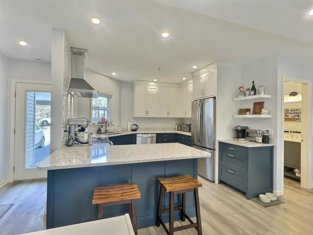 40 Wolf Road Lebanon NH 03766