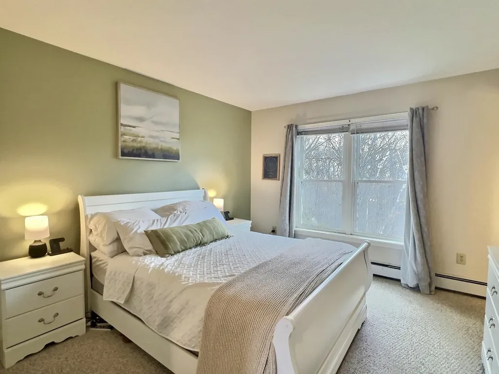 40 Wolf Road Lebanon NH 03766