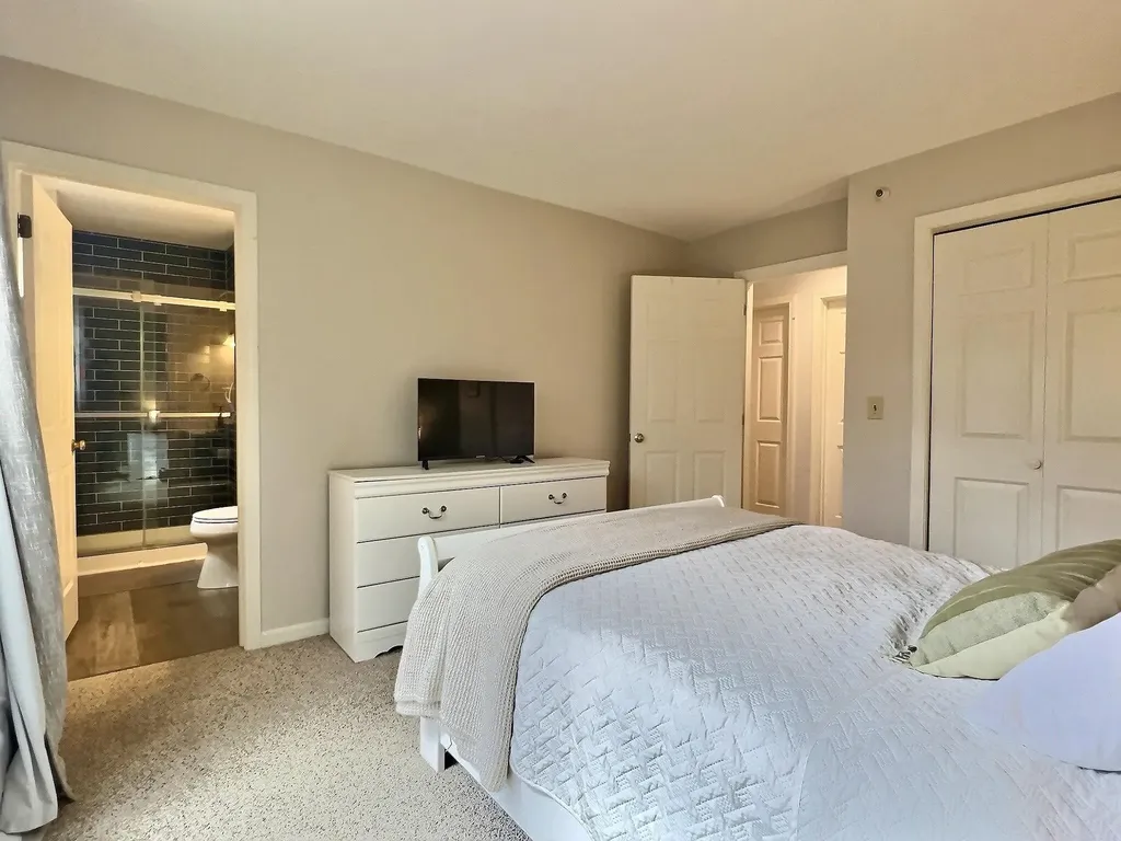 40 Wolf Road Lebanon NH 03766