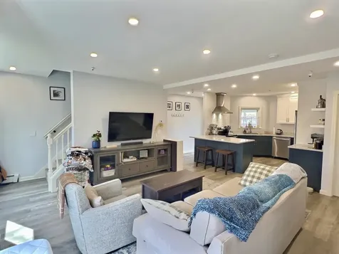 40 Wolf Road Lebanon NH 03766