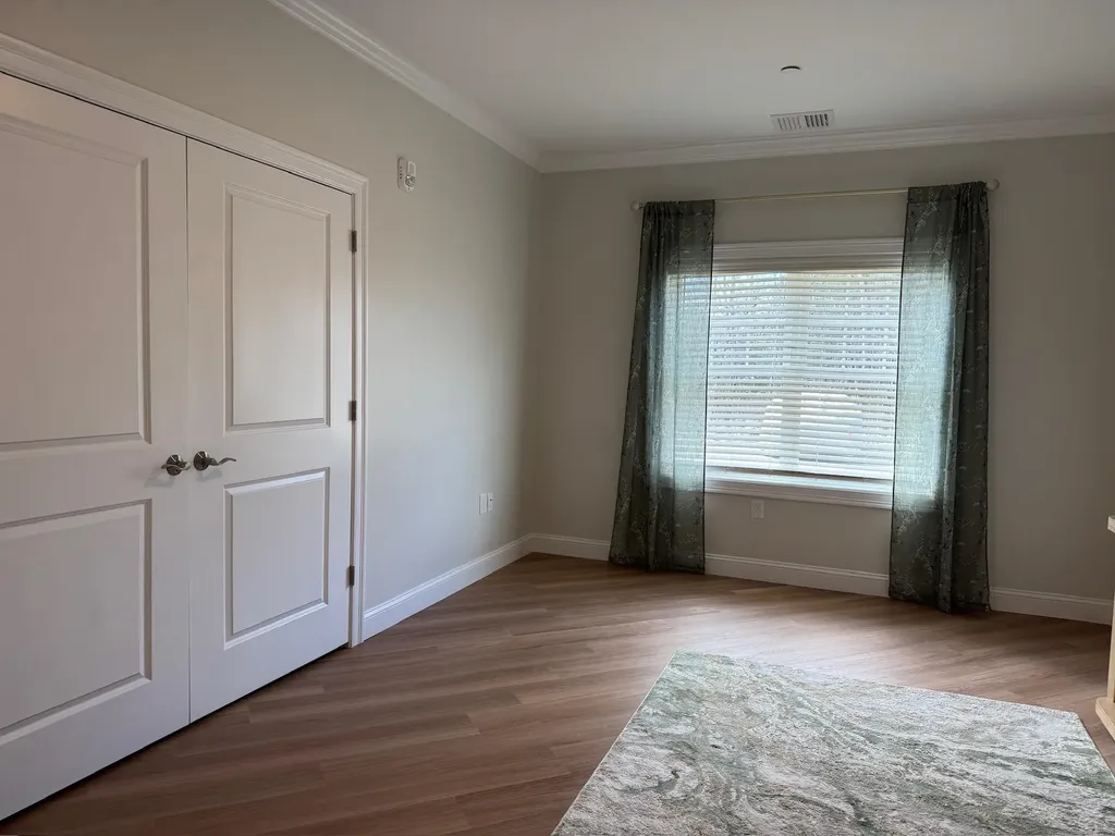 74 Rockingham Road Derry NH 03038