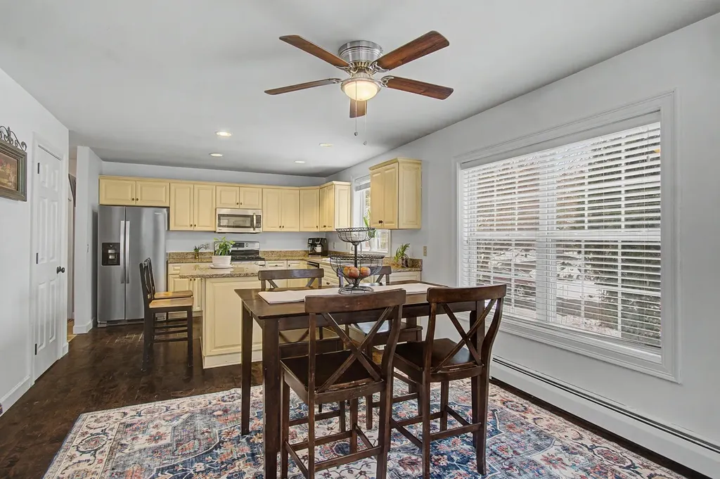 1 Cedar Court Essex VT 05452