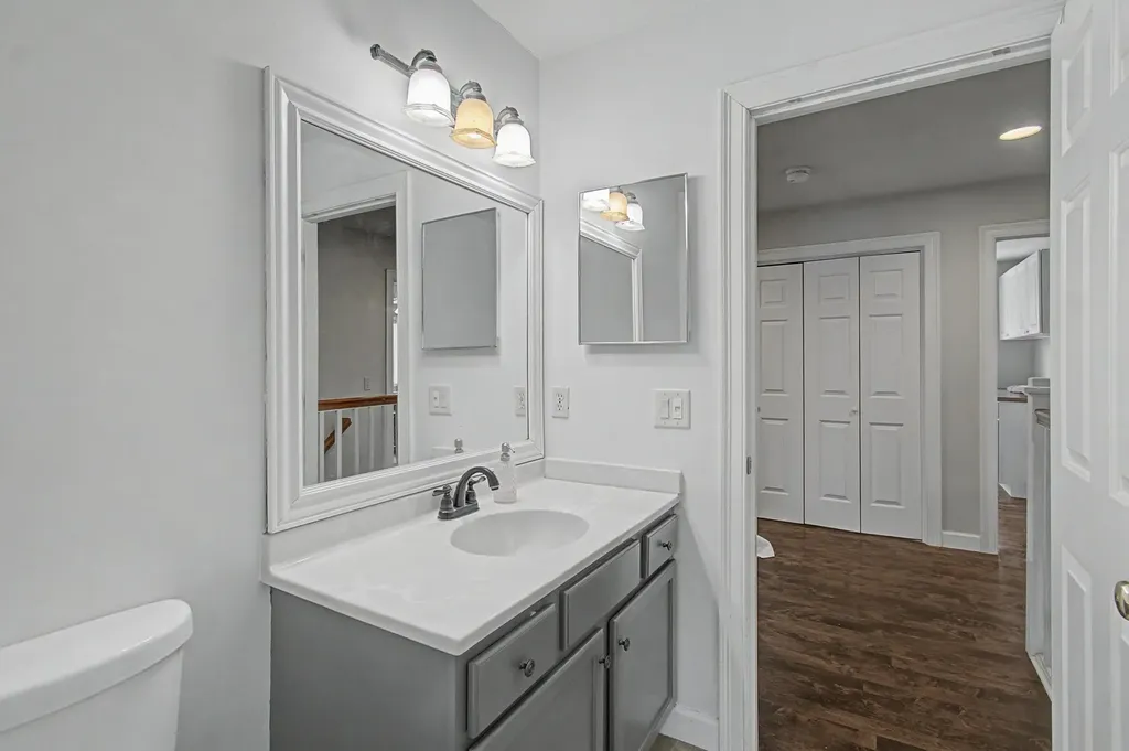 1 Cedar Court Essex VT 05452