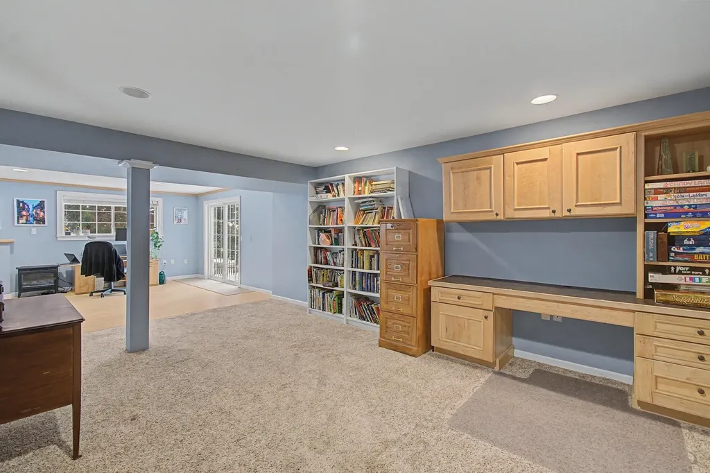1 Cedar Court Essex VT 05452