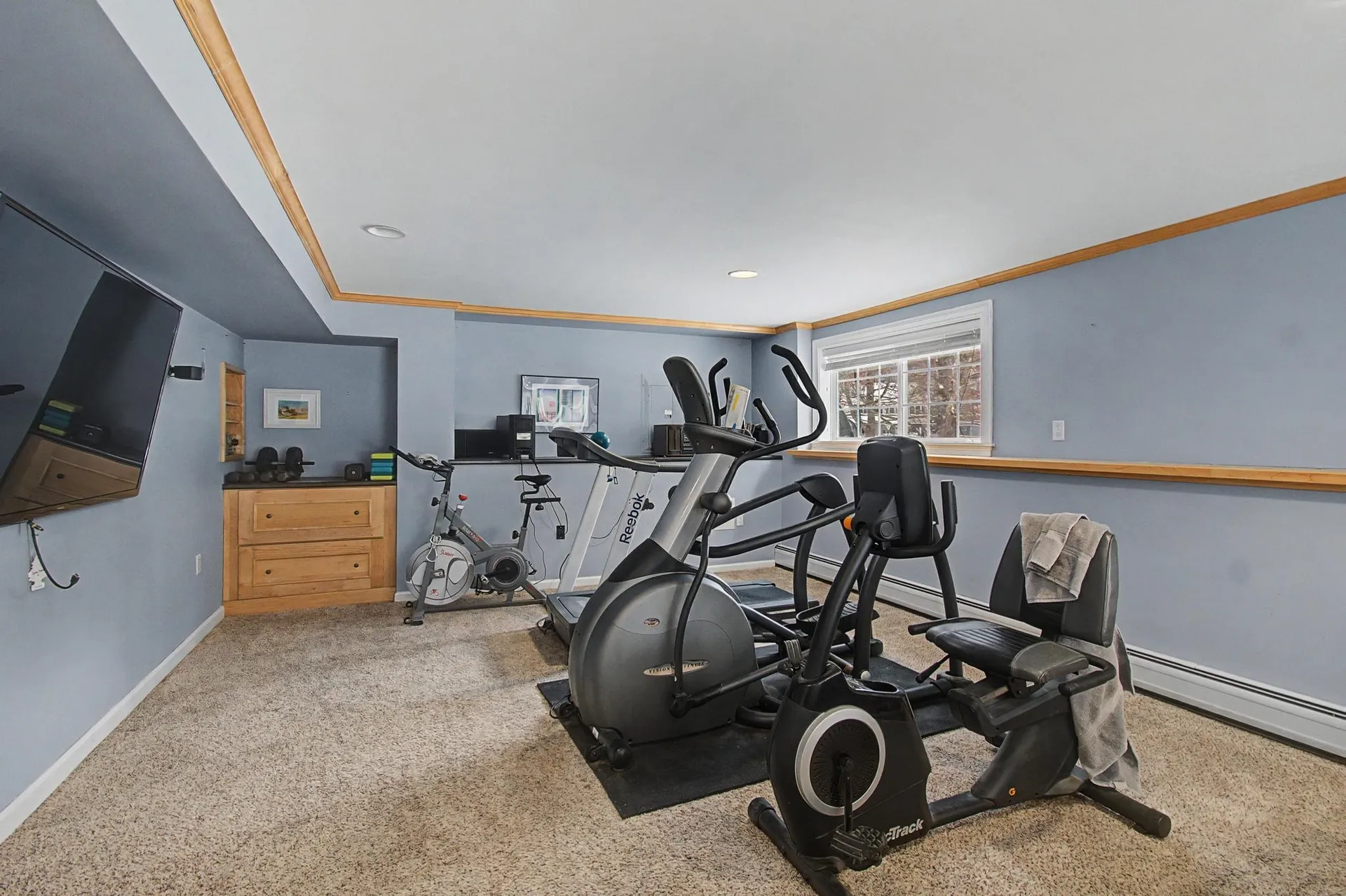 1 Cedar Court Essex VT 05452
