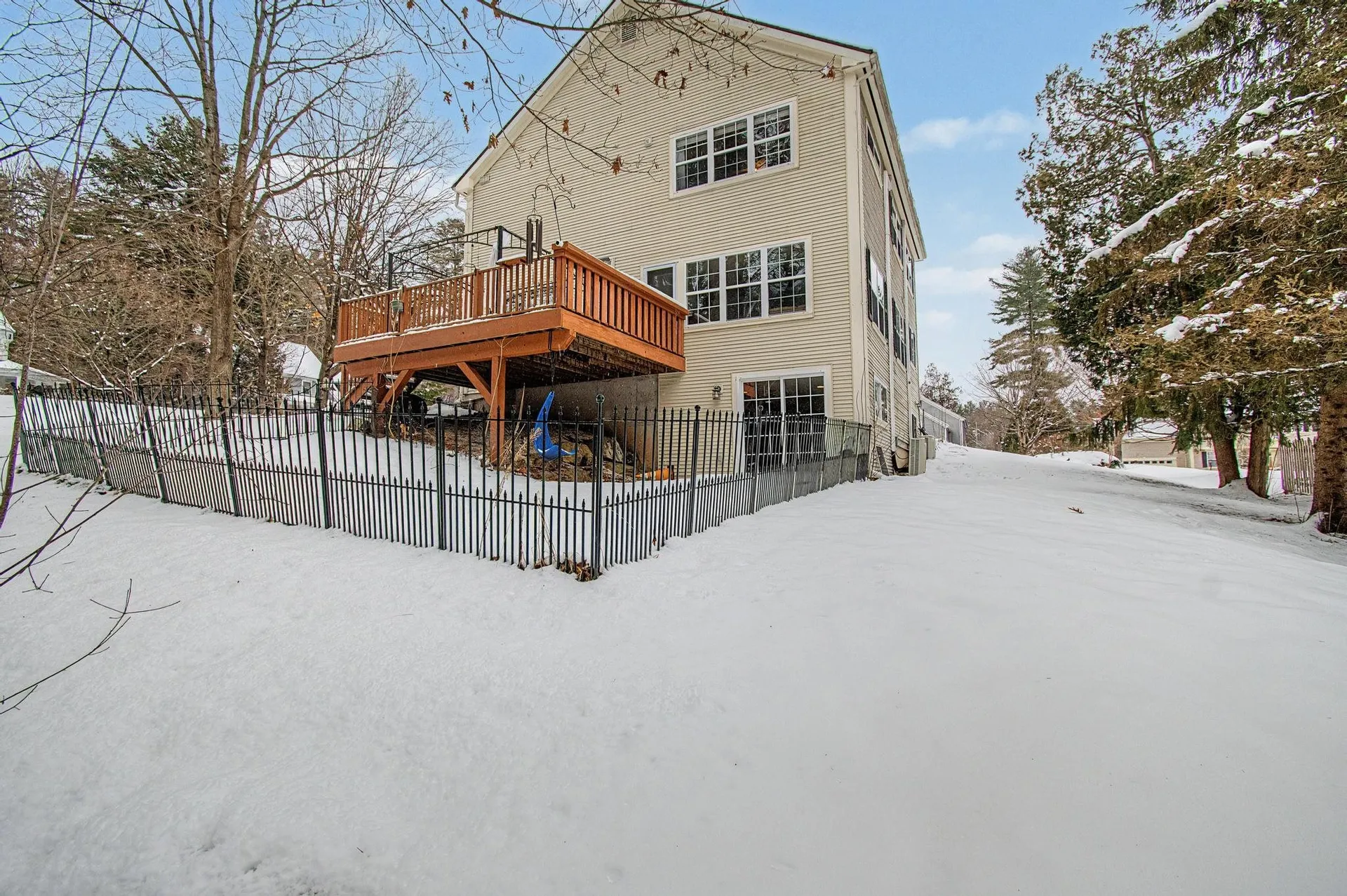 1 Cedar Court Essex VT 05452