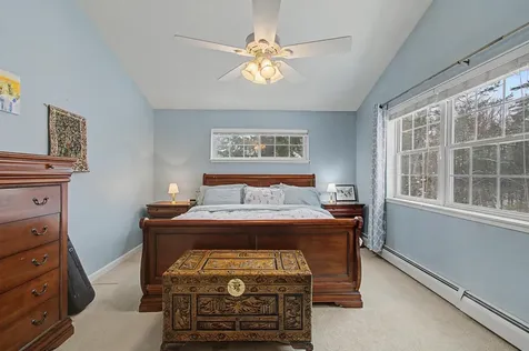 1 Cedar Court Essex VT 05452