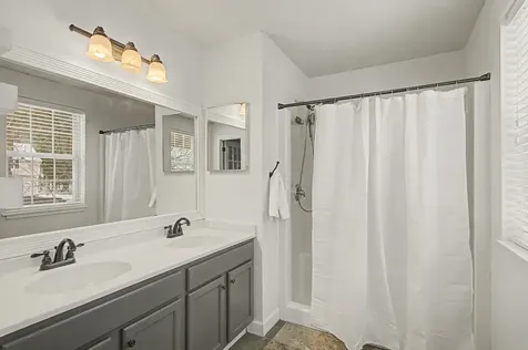 1 Cedar Court Essex VT 05452