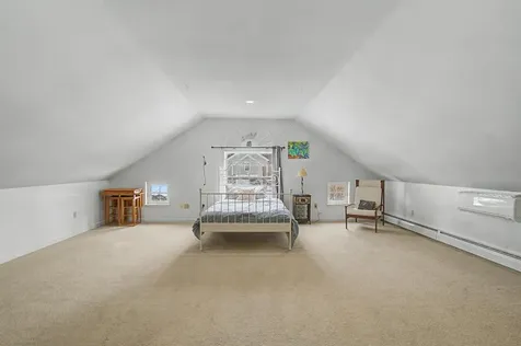 1 Cedar Court Essex VT 05452