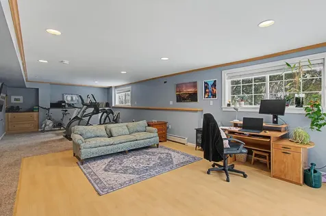 1 Cedar Court Essex VT 05452