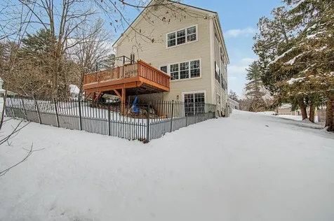 1 Cedar Court Essex VT 05452