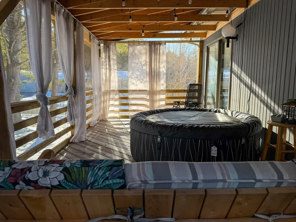 394 Farmer Drive St. Johnsbury VT 05819