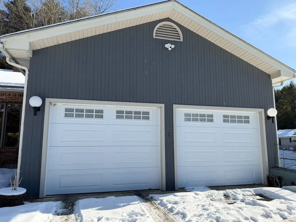 394 Farmer Drive St. Johnsbury VT 05819