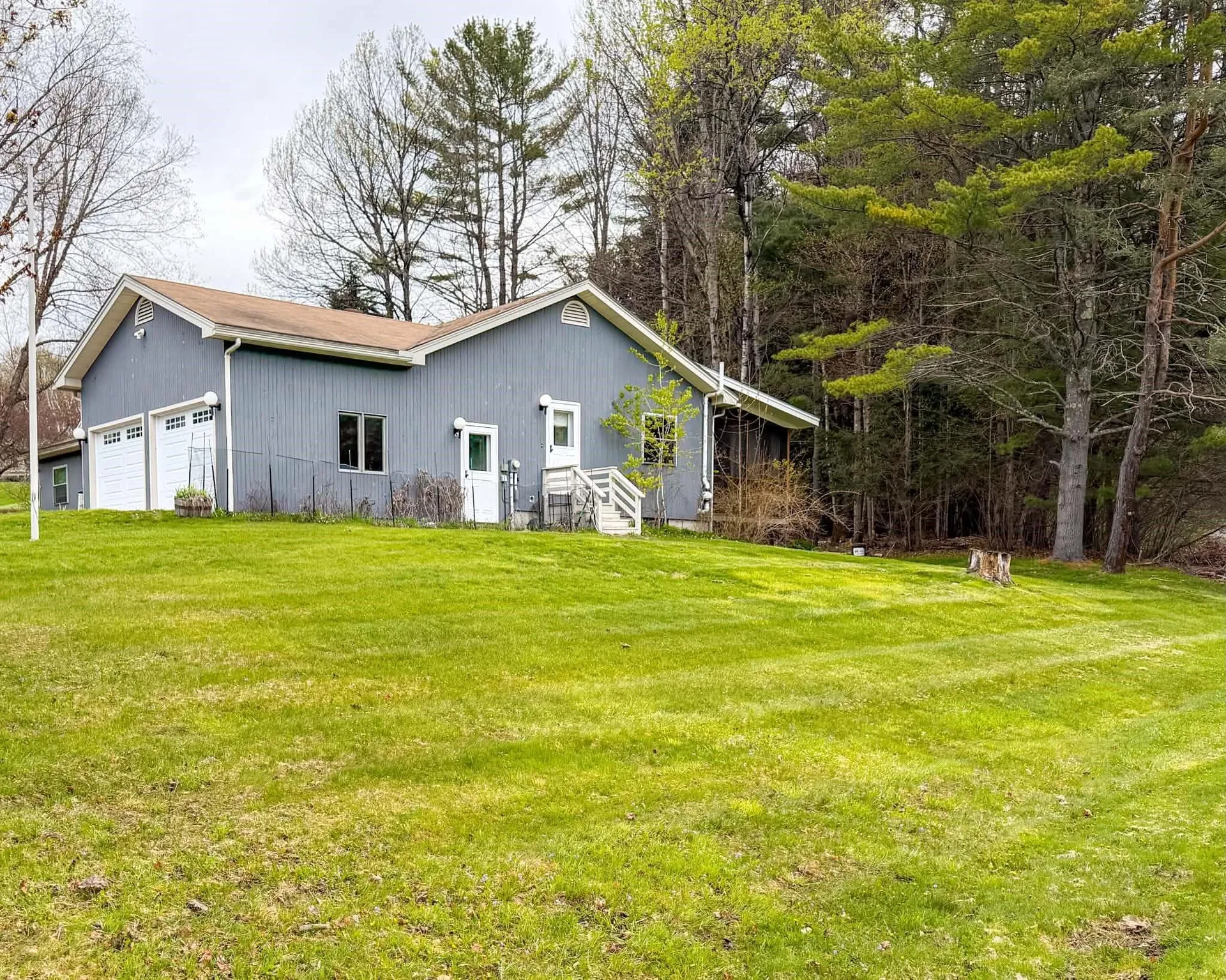 394 Farmer Drive St. Johnsbury VT 05819
