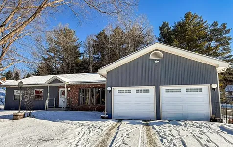394 Farmer Drive St. Johnsbury VT 05819