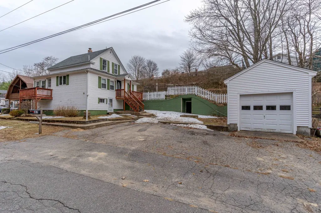 37 Glen Street Sanford ME 04073
