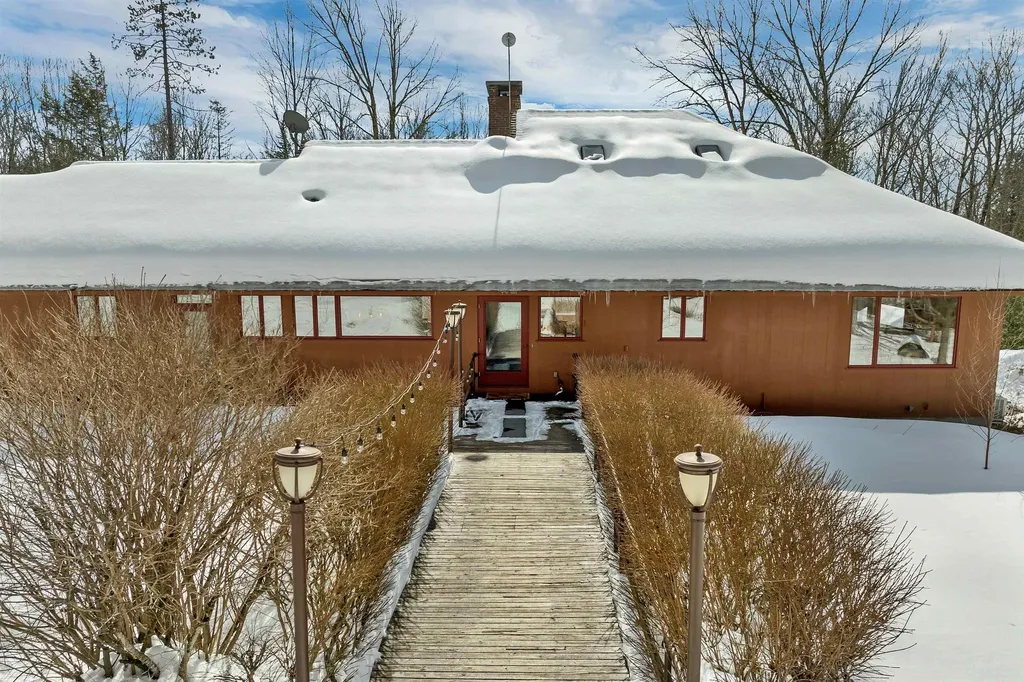 300 Maple Ridge Road Sandwich NH 03227
