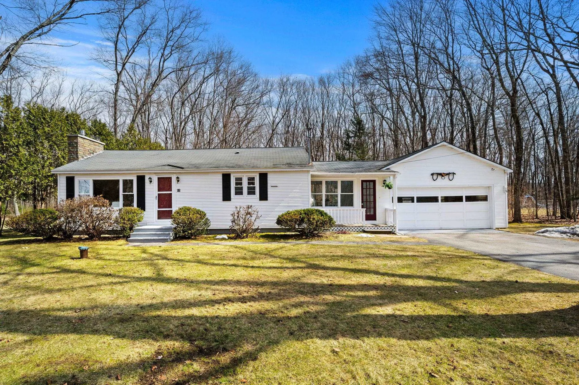 53 Seaverns Bridge Road Amherst NH 03031
