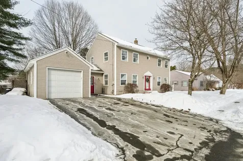 5 Carlton Drive Lebanon NH 03784