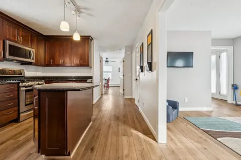 5 Carlton Drive Lebanon NH 03784