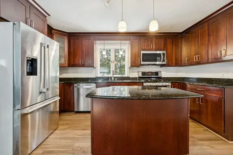 5 Carlton Drive Lebanon NH 03784