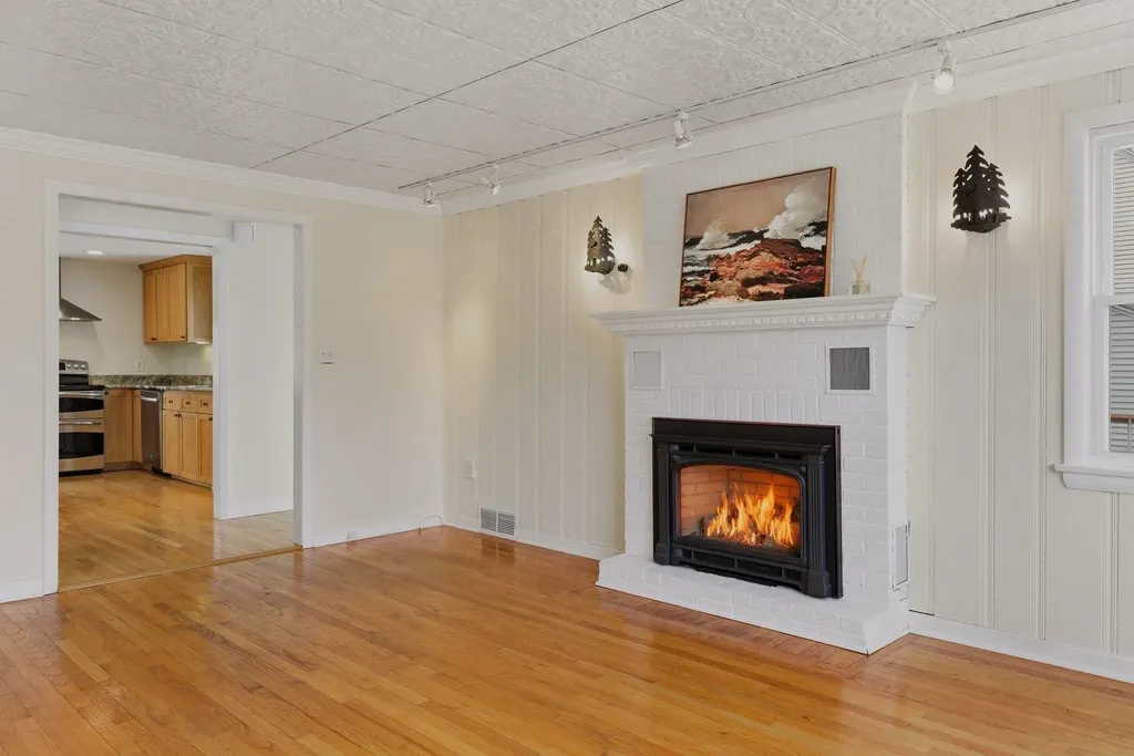 20 Mendum Avenue Kittery ME 03904