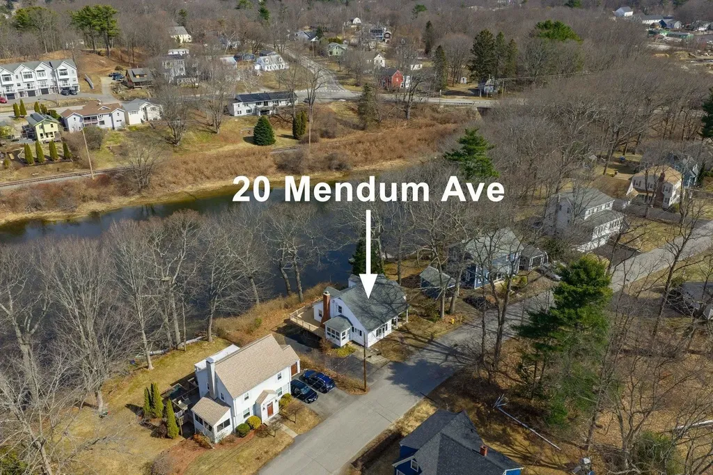 20 Mendum Avenue Kittery ME 03904